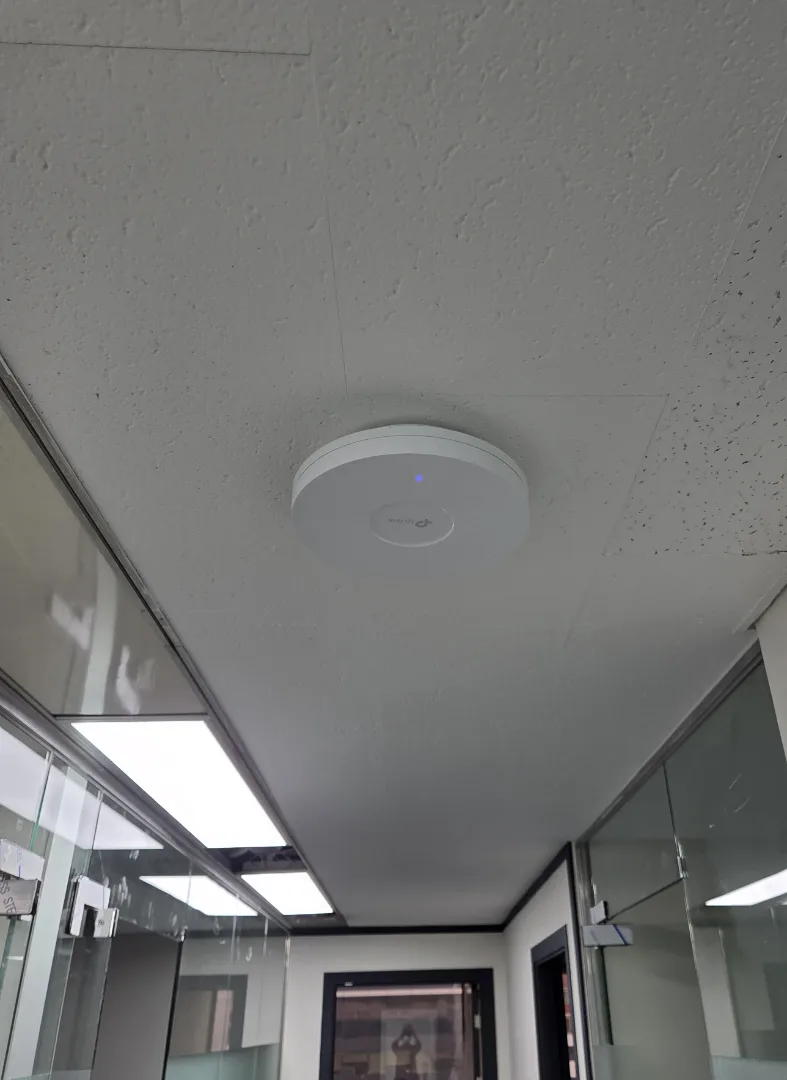 강남 부동산 중개법인 사무실 랜공사 사례